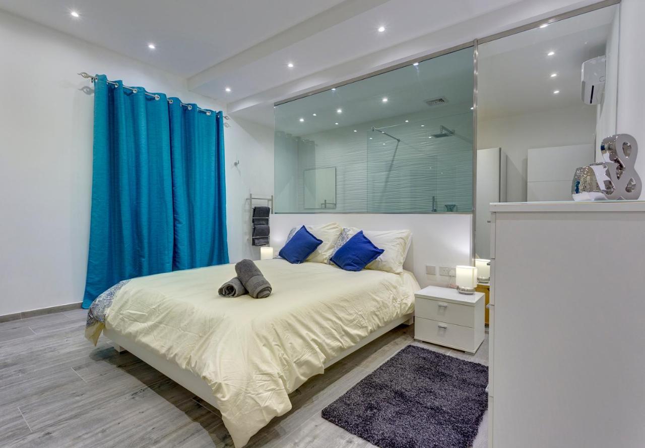 Luxury 3Br Apartment With Marina Views Gzira Exterior photo